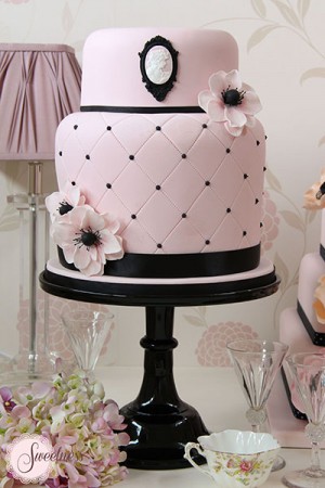 Pink Wedding Cakes, Cameo Wedding Cakes, London Wedding Cakes