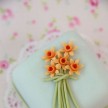 Wedding mini cakes London, Daffodil mini cake